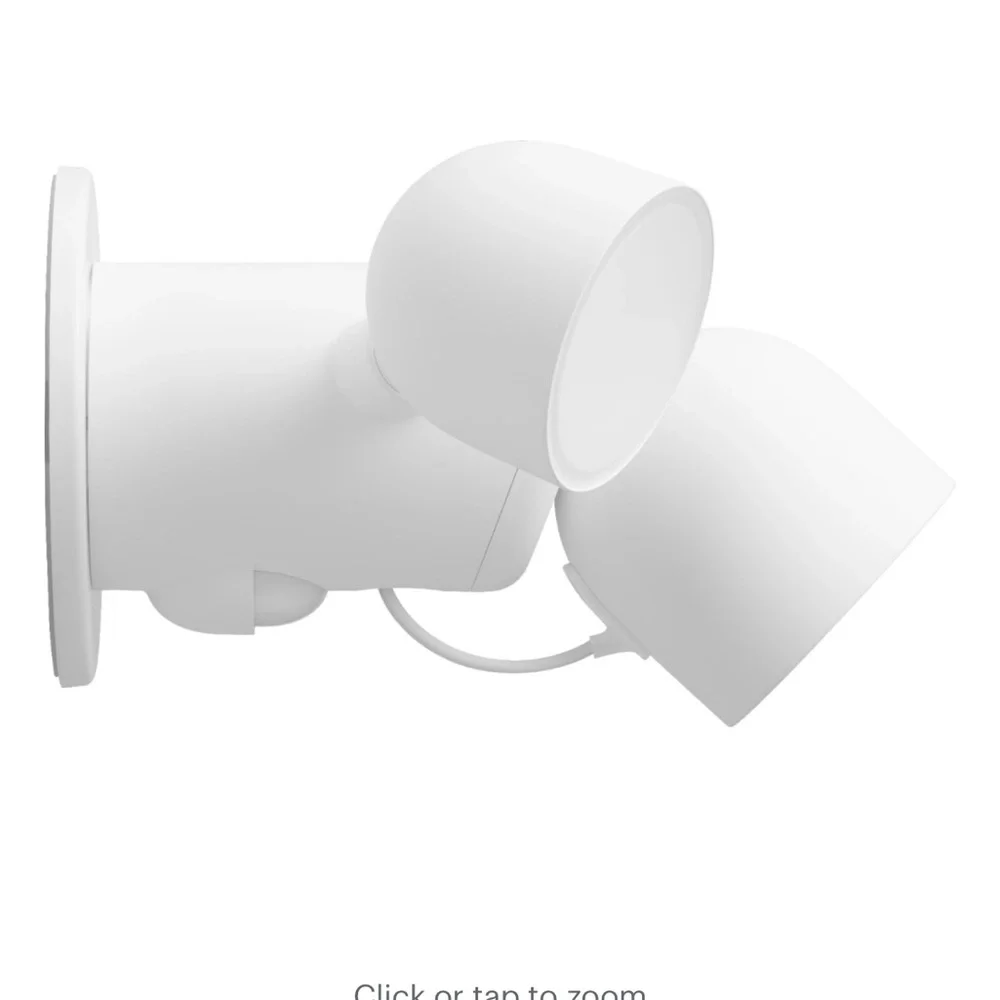 NEW: Google - Nest Cam with Floodlight in Snow